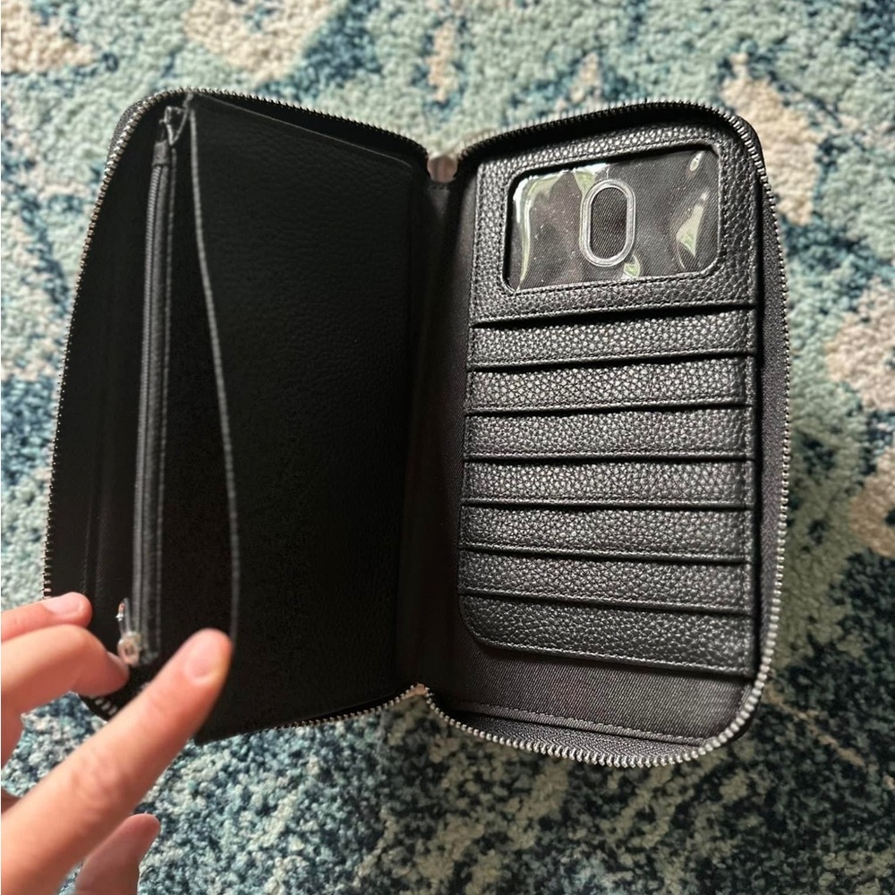 Women’s wallet